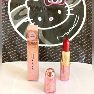 💄HP!💄MAC Lustreglass Sheer Shine Lipstick Bubbles & Bows Put A Bow On It